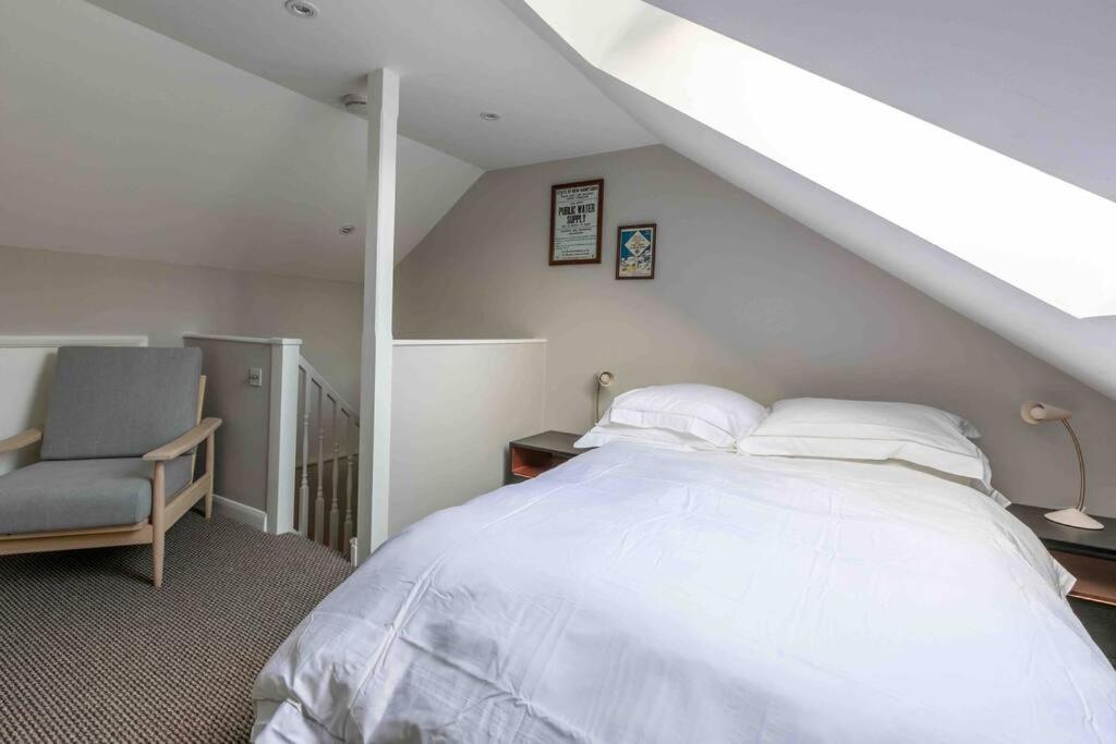 Stones Throw Apartment