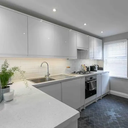 Stones Throw Apartment Margate Exterior photo