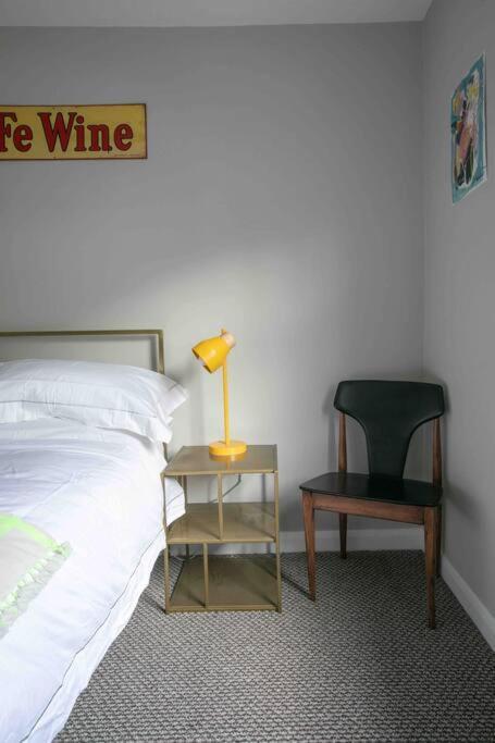 Stones Throw Apartamento Margate